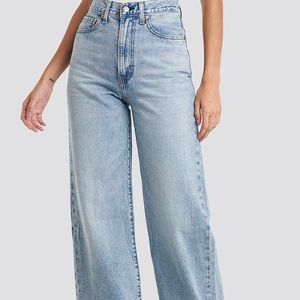 Levi’s Ribcage Wide Leg - Charlie Boy